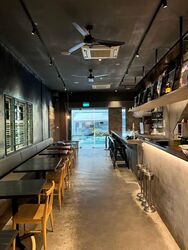 Hamilton Road (D8), Retail #551124061
